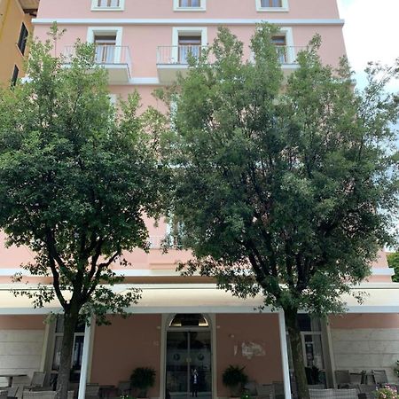 Hotel Biondi Montecatini Terme Kültér fotó